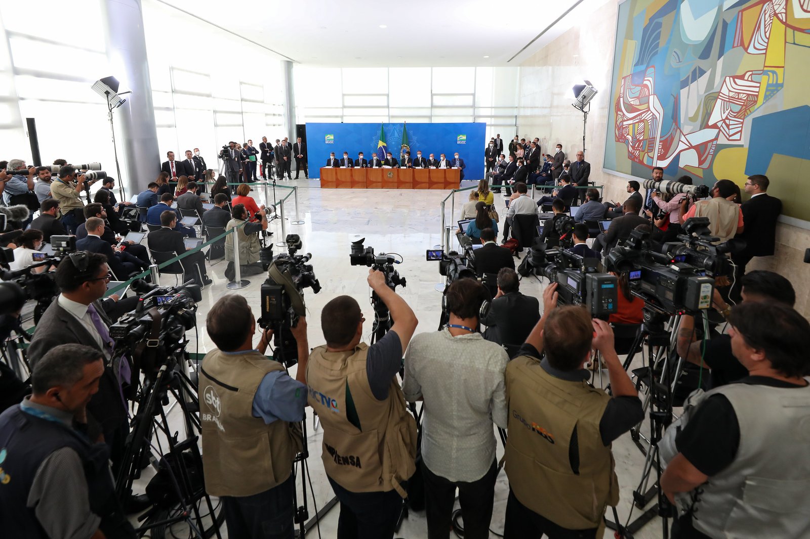 Coletiva à Imprensa do Presidente da República, Jair Bolsonaro e Ministros de Estado. Foto: Marcos Corrêa/PR